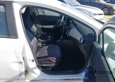 2021 Nissan Versa Sv Xtronic Cvt z USA, uszkodzony, nr VIN 3N1CN8EV0ML921468